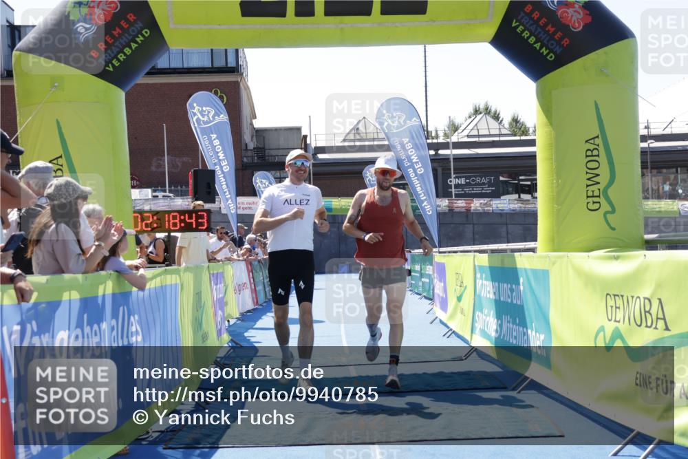 09.08.2026 - GEWOBA Citytriathlon Bremen Yannick Fuchs http://msf.ph/oto/9940785 09.08.2026 13:45:06 Ziel 1121 meine-sportfotos.de