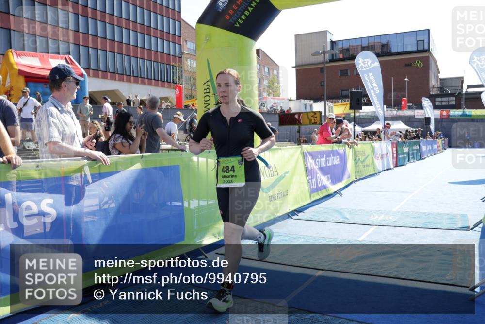 09.08.2026 - GEWOBA Citytriathlon Bremen Yannick Fuchs http://msf.ph/oto/9940795 09.08.2026 15:42:03 Ziel 484 meine-sportfotos.de