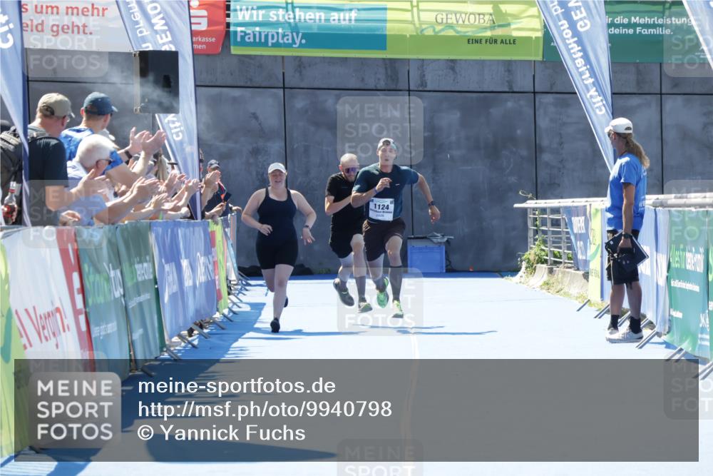 09.08.2026 - GEWOBA Citytriathlon Bremen Yannick Fuchs http://msf.ph/oto/9940798 09.08.2026 13:45:34 Ziel 1124 meine-sportfotos.de