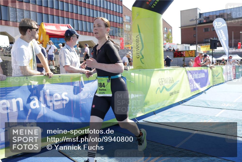 09.08.2026 - GEWOBA Citytriathlon Bremen Yannick Fuchs http://msf.ph/oto/9940800 09.08.2026 15:42:03 Ziel 484 meine-sportfotos.de