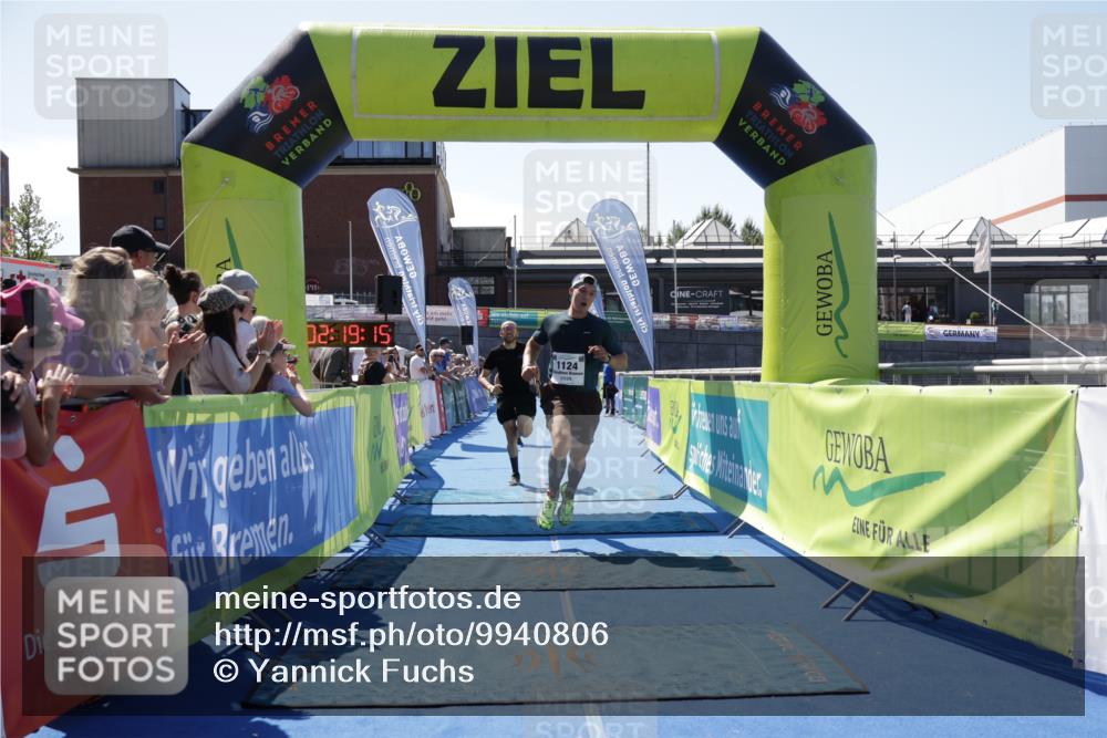 09.08.2026 - GEWOBA Citytriathlon Bremen Yannick Fuchs http://msf.ph/oto/9940806 09.08.2026 13:45:38 Ziel 1124 meine-sportfotos.de