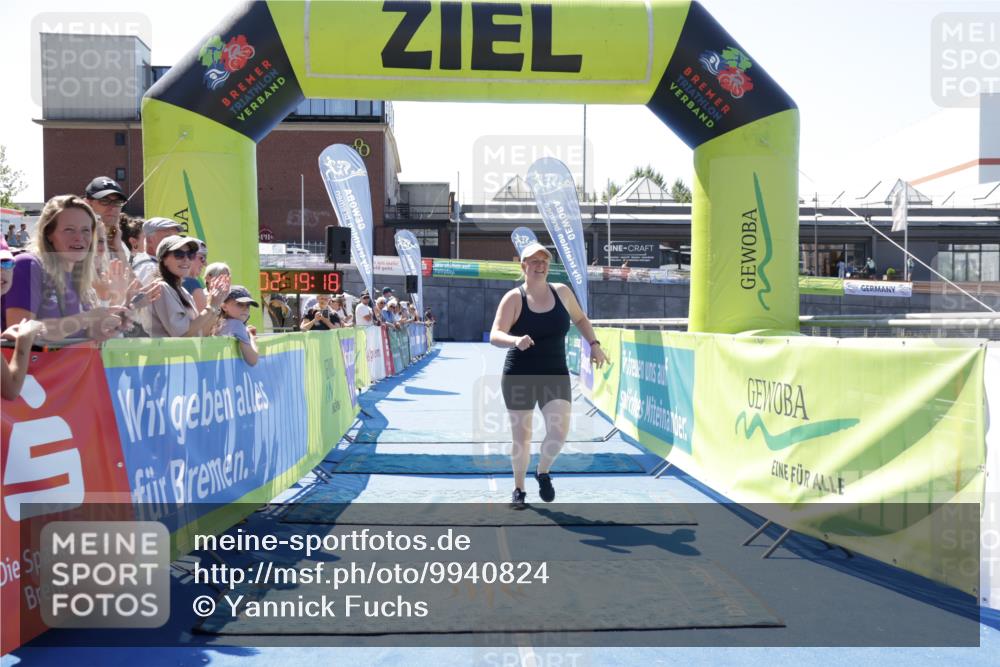 09.08.2026 - GEWOBA Citytriathlon Bremen Yannick Fuchs http://msf.ph/oto/9940824 09.08.2026 13:45:40 Ziel 1124 meine-sportfotos.de