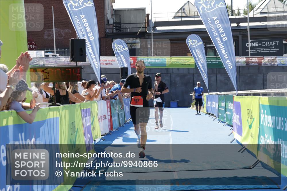 09.08.2026 - GEWOBA Citytriathlon Bremen Yannick Fuchs http://msf.ph/oto/9940866 09.08.2026 13:46:56 Ziel 595, 682 meine-sportfotos.de
