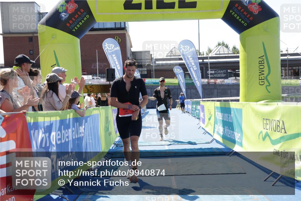 09.08.2026 - GEWOBA Citytriathlon Bremen Yannick Fuchs http://msf.ph/oto/9940874 09.08.2026 13:46:59 Ziel 595, 682 meine-sportfotos.de
