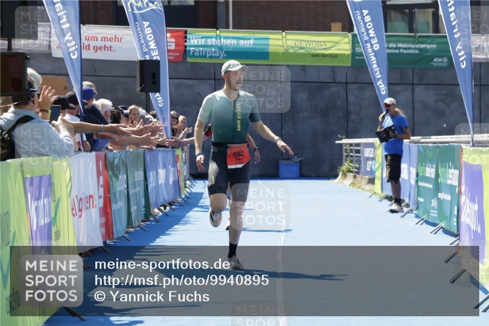 09.08.2026 - GEWOBA Citytriathlon Bremen Yannick Fuchs http://msf.ph/oto/9940895 09.08.2026 13:48:06 Ziel 562, 789 meine-sportfotos.de