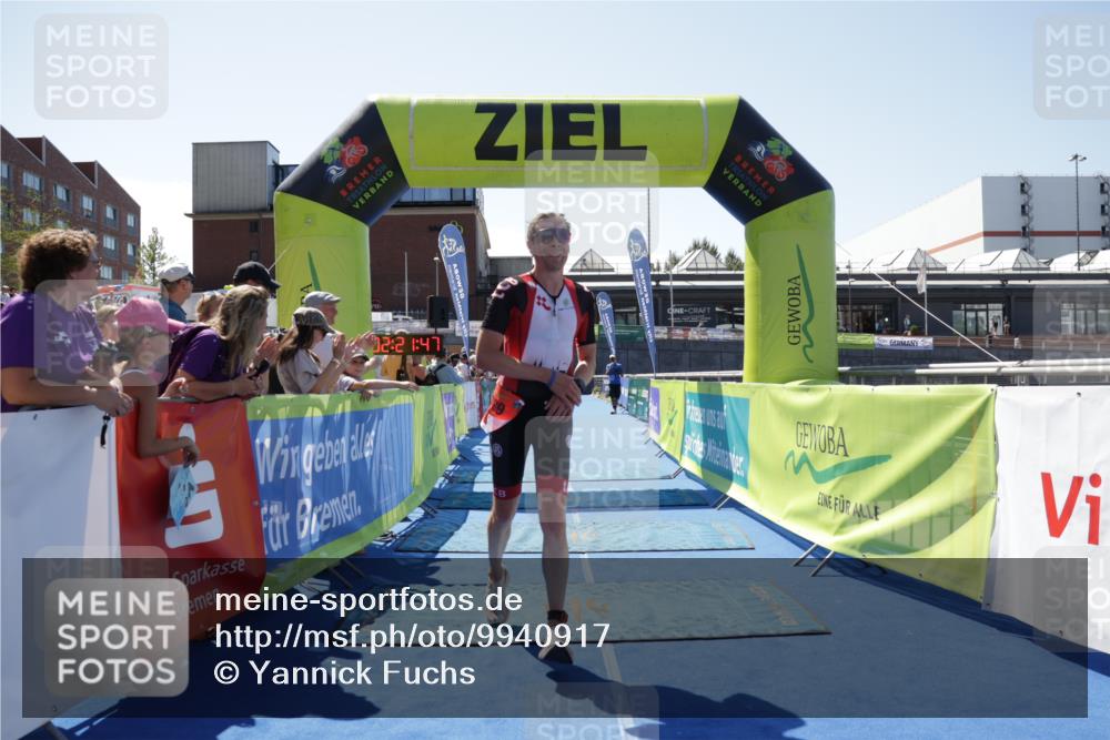 09.08.2026 - GEWOBA Citytriathlon Bremen Yannick Fuchs http://msf.ph/oto/9940917 09.08.2026 13:48:10 Ziel 562, 789 meine-sportfotos.de