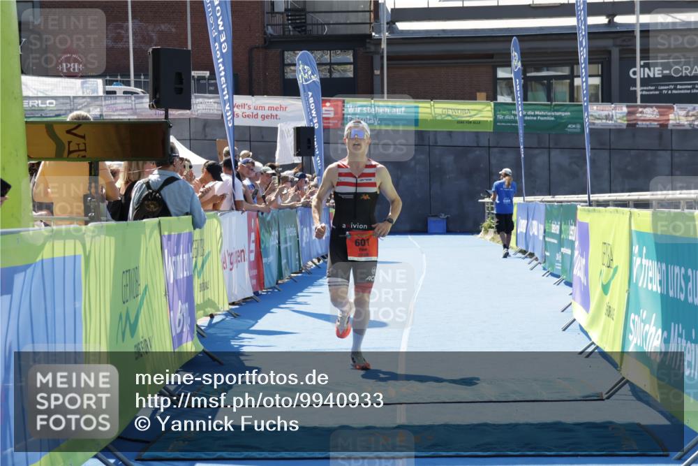 09.08.2026 - GEWOBA Citytriathlon Bremen Yannick Fuchs http://msf.ph/oto/9940933 09.08.2026 13:48:55 Ziel 601 meine-sportfotos.de