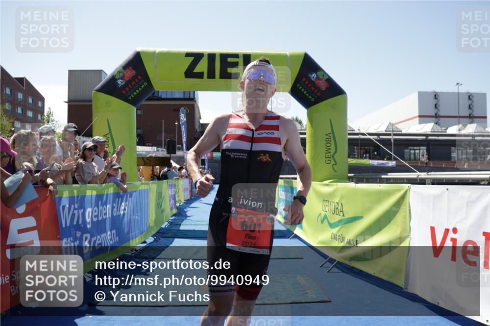 09.08.2026 - GEWOBA Citytriathlon Bremen Yannick Fuchs http://msf.ph/oto/9940949 09.08.2026 13:48:57 Ziel 601 meine-sportfotos.de