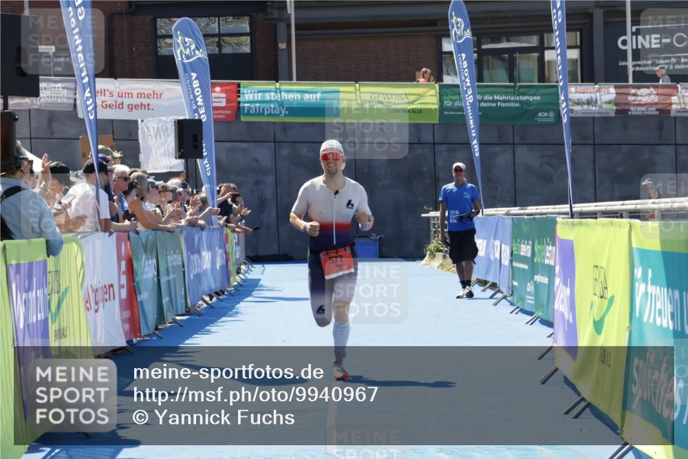 09.08.2026 - GEWOBA Citytriathlon Bremen Yannick Fuchs http://msf.ph/oto/9940967 09.08.2026 13:49:16 Ziel 577 meine-sportfotos.de