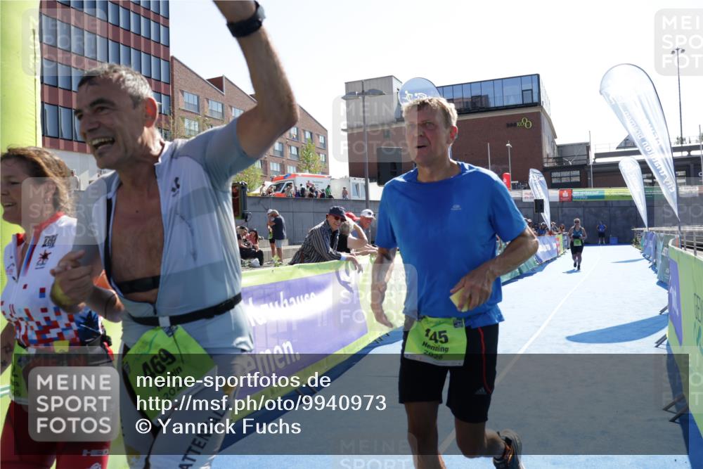 09.08.2026 - GEWOBA Citytriathlon Bremen Yannick Fuchs http://msf.ph/oto/9940973 09.08.2026 15:44:07 Ziel 255, 445, 469, 512 meine-sportfotos.de
