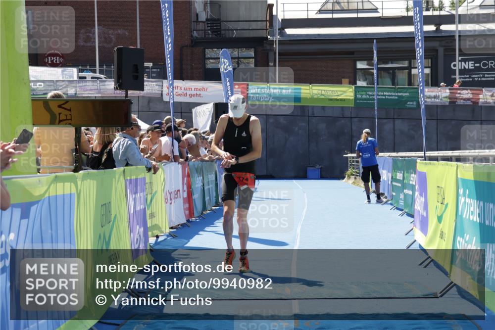 09.08.2026 - GEWOBA Citytriathlon Bremen Yannick Fuchs http://msf.ph/oto/9940982 09.08.2026 13:49:29 Ziel 774 meine-sportfotos.de