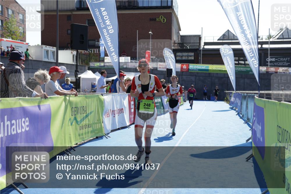 09.08.2026 - GEWOBA Citytriathlon Bremen Yannick Fuchs http://msf.ph/oto/9941037 09.08.2026 15:44:46 Ziel 248, 298 meine-sportfotos.de