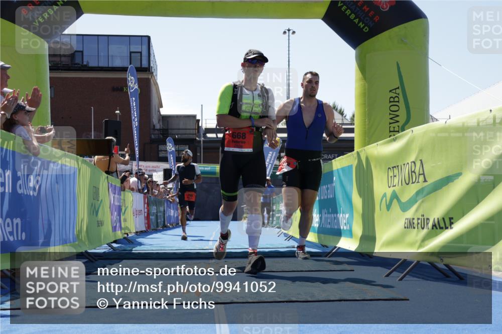 09.08.2026 - GEWOBA Citytriathlon Bremen Yannick Fuchs http://msf.ph/oto/9941052 09.08.2026 13:50:38 Ziel 559, 668, 766 meine-sportfotos.de
