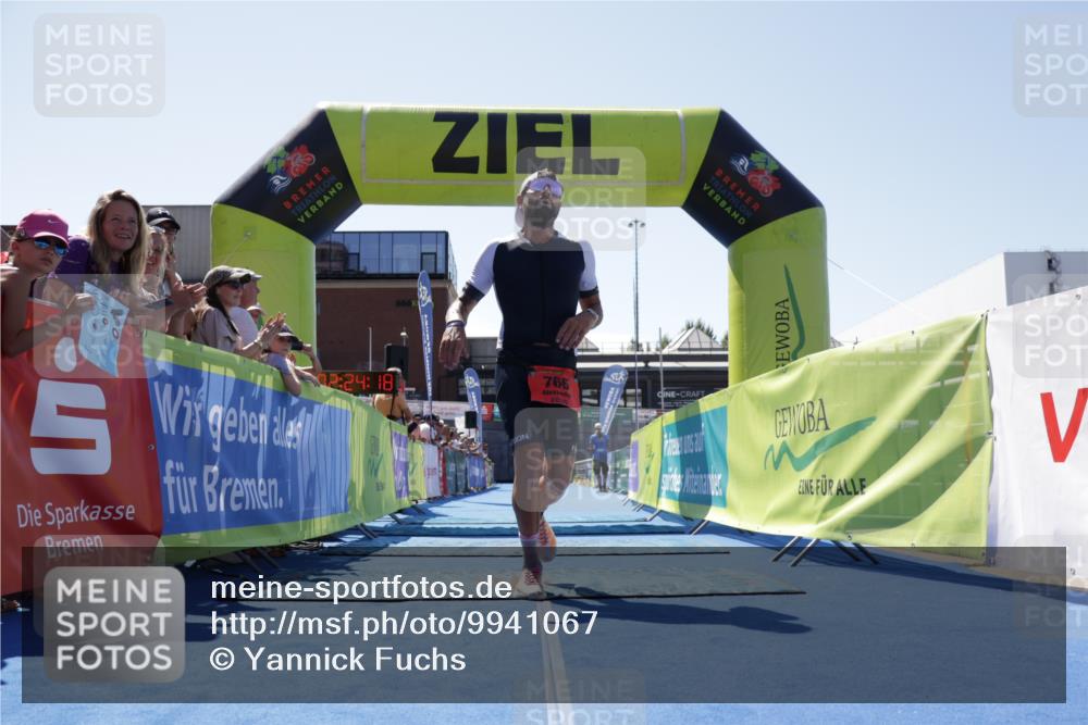 09.08.2026 - GEWOBA Citytriathlon Bremen Yannick Fuchs http://msf.ph/oto/9941067 09.08.2026 13:50:42 Ziel 559, 766 meine-sportfotos.de