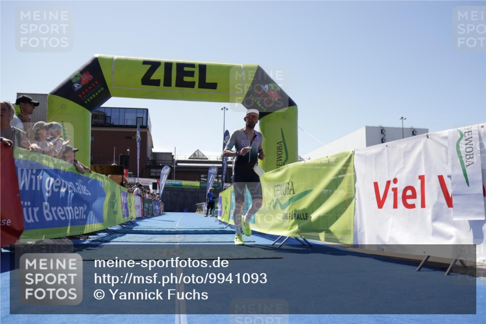 09.08.2026 - GEWOBA Citytriathlon Bremen Yannick Fuchs http://msf.ph/oto/9941093 09.08.2026 13:51:19 Ziel 767 meine-sportfotos.de