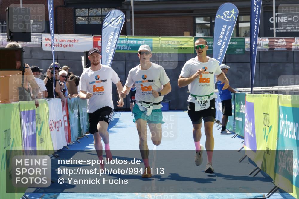 09.08.2026 - GEWOBA Citytriathlon Bremen Yannick Fuchs http://msf.ph/oto/9941113 09.08.2026 13:51:51 Ziel 1128 meine-sportfotos.de