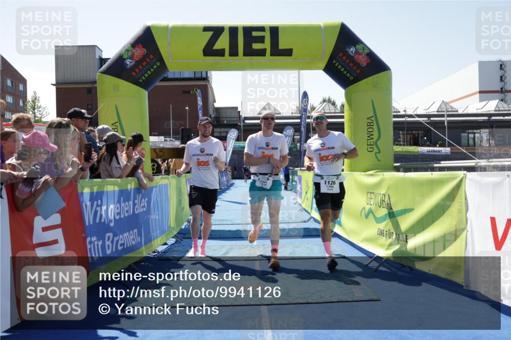 09.08.2026 - GEWOBA Citytriathlon Bremen Yannick Fuchs http://msf.ph/oto/9941126 09.08.2026 13:51:53 Ziel 1128 meine-sportfotos.de