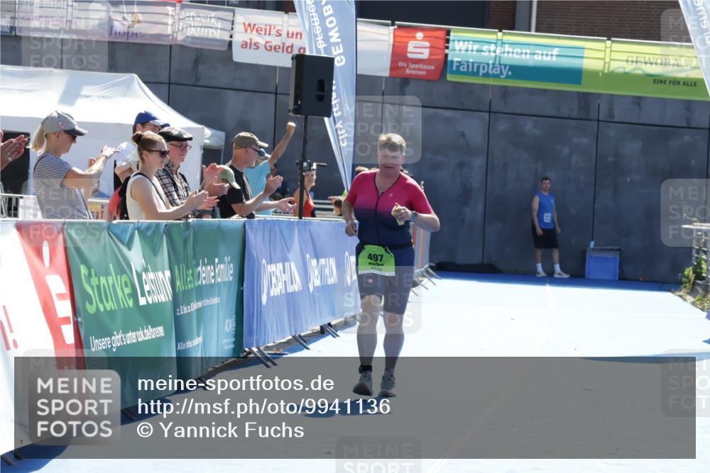 09.08.2026 - GEWOBA Citytriathlon Bremen Yannick Fuchs http://msf.ph/oto/9941136 09.08.2026 15:47:02 Ziel  meine-sportfotos.de