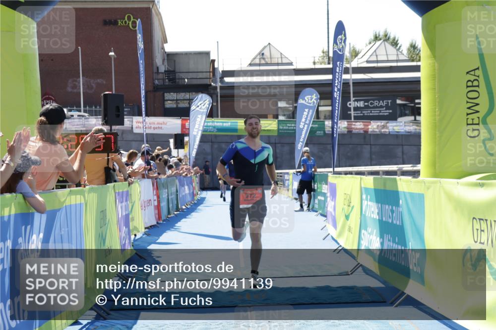 09.08.2026 - GEWOBA Citytriathlon Bremen Yannick Fuchs http://msf.ph/oto/9941139 09.08.2026 13:52:00 Ziel 572, 675, 1148 meine-sportfotos.de
