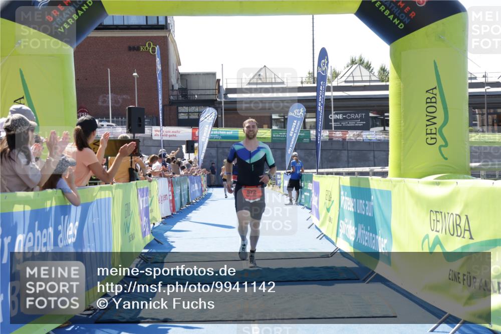 09.08.2026 - GEWOBA Citytriathlon Bremen Yannick Fuchs http://msf.ph/oto/9941142 09.08.2026 13:52:00 Ziel 572, 675, 1148 meine-sportfotos.de