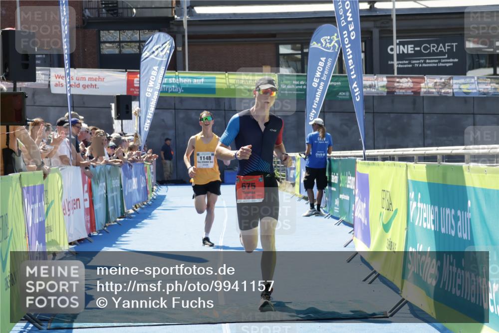 09.08.2026 - GEWOBA Citytriathlon Bremen Yannick Fuchs http://msf.ph/oto/9941157 09.08.2026 13:52:03 Ziel 572, 675, 1148 meine-sportfotos.de