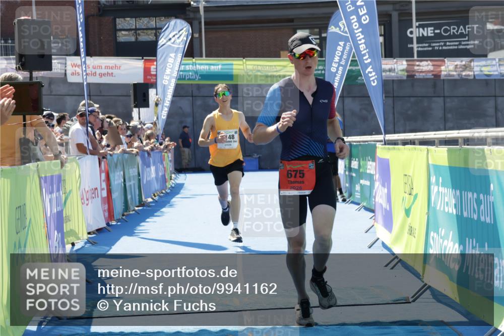 09.08.2026 - GEWOBA Citytriathlon Bremen Yannick Fuchs http://msf.ph/oto/9941162 09.08.2026 13:52:04 Ziel 572, 675, 1148 meine-sportfotos.de
