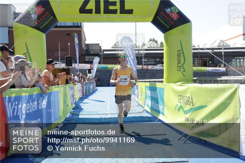 09.08.2026 - GEWOBA Citytriathlon Bremen Yannick Fuchs http://msf.ph/oto/9941169 09.08.2026 13:52:06 Ziel 675, 1148 meine-sportfotos.de