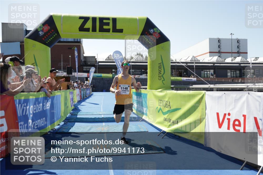 09.08.2026 - GEWOBA Citytriathlon Bremen Yannick Fuchs http://msf.ph/oto/9941173 09.08.2026 13:52:06 Ziel 675, 1148 meine-sportfotos.de