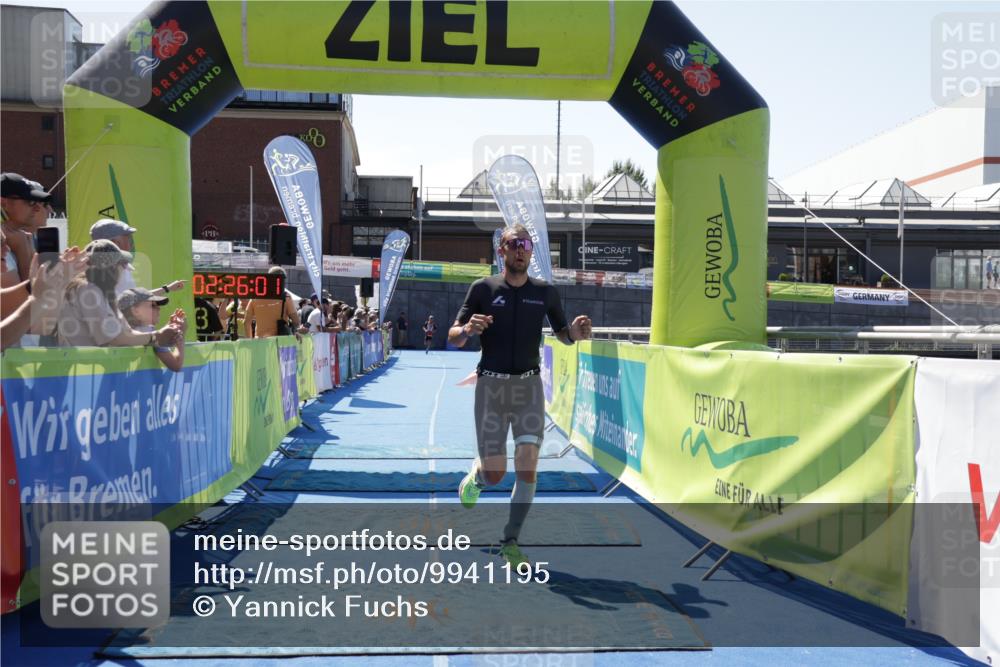 09.08.2026 - GEWOBA Citytriathlon Bremen Yannick Fuchs http://msf.ph/oto/9941195 09.08.2026 13:52:24 Ziel 740 meine-sportfotos.de