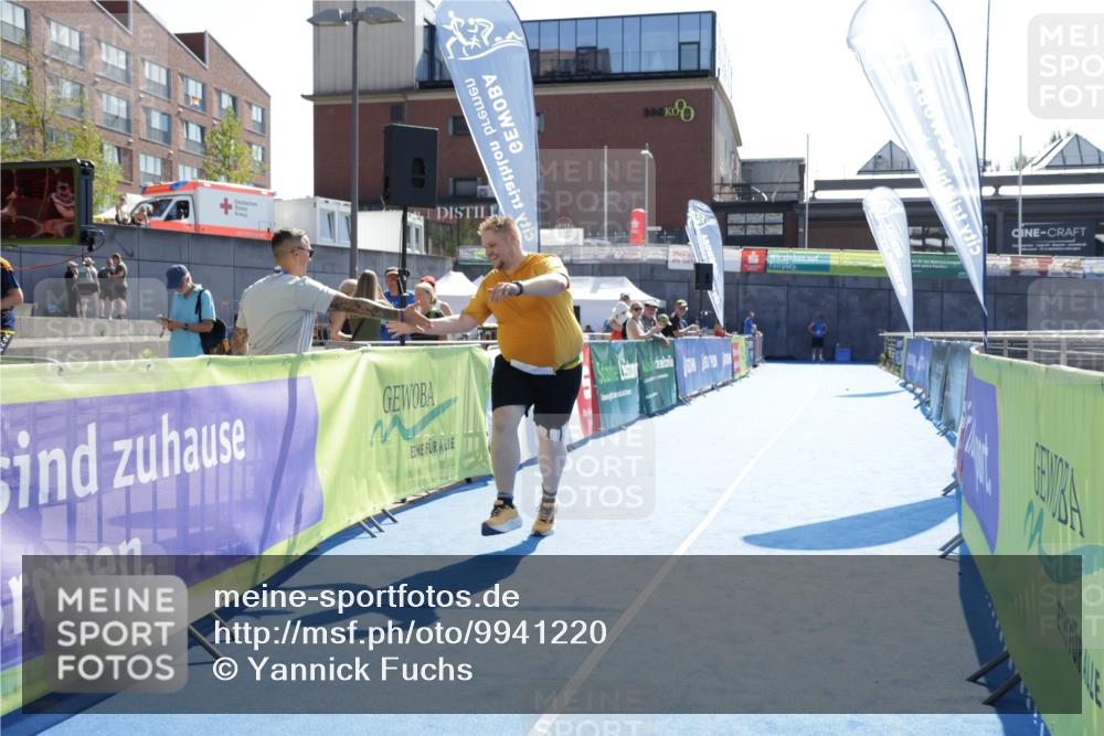 09.08.2026 - GEWOBA Citytriathlon Bremen Yannick Fuchs http://msf.ph/oto/9941220 09.08.2026 15:48:46 Ziel 166 meine-sportfotos.de