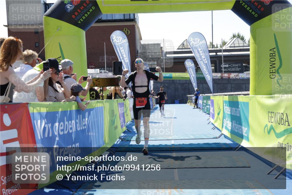 09.08.2026 - GEWOBA Citytriathlon Bremen Yannick Fuchs http://msf.ph/oto/9941256 09.08.2026 13:52:57 Ziel 658, 878 meine-sportfotos.de