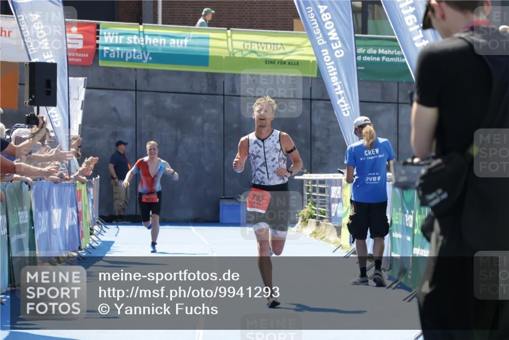 09.08.2026 - GEWOBA Citytriathlon Bremen Yannick Fuchs http://msf.ph/oto/9941293 09.08.2026 13:53:31 Ziel 702 meine-sportfotos.de