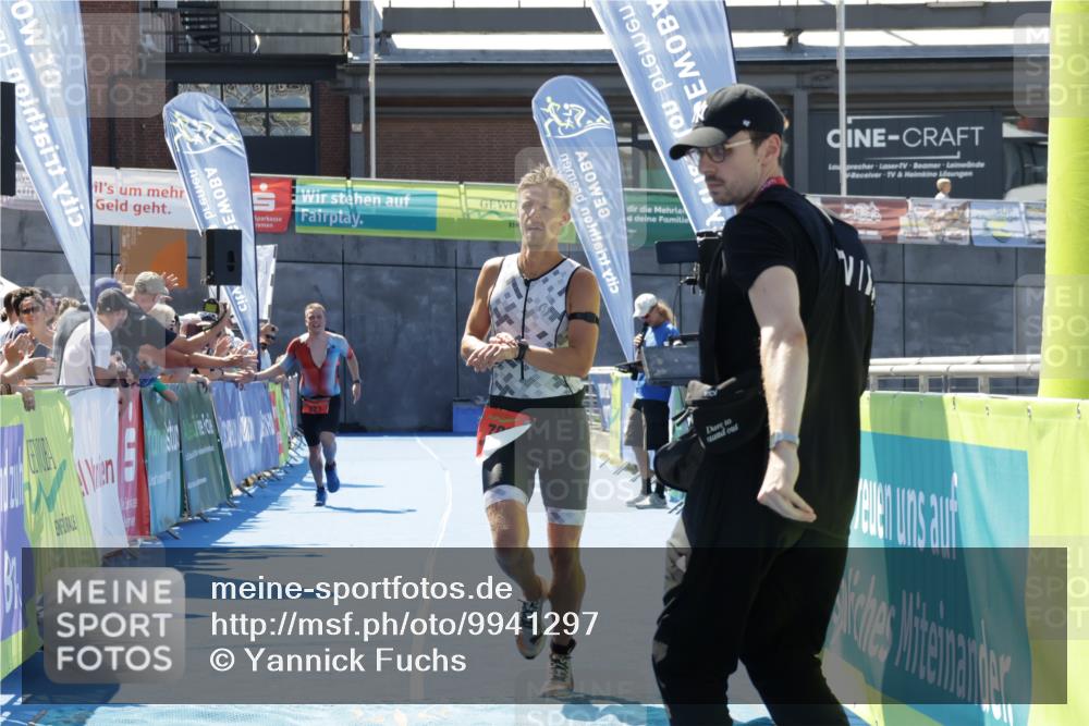 09.08.2026 - GEWOBA Citytriathlon Bremen Yannick Fuchs http://msf.ph/oto/9941297 09.08.2026 13:53:33 Ziel 623, 702 meine-sportfotos.de