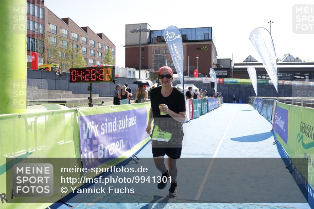 09.08.2026 - GEWOBA Citytriathlon Bremen Yannick Fuchs http://msf.ph/oto/9941301 09.08.2026 15:52:45 Ziel 498 meine-sportfotos.de