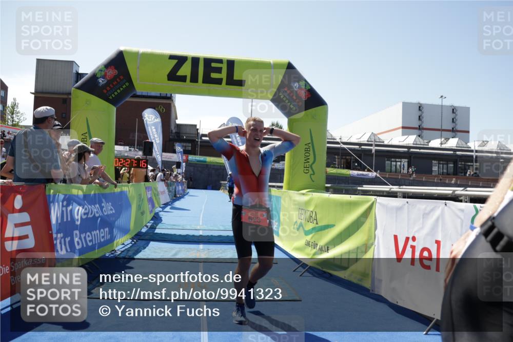 09.08.2026 - GEWOBA Citytriathlon Bremen Yannick Fuchs http://msf.ph/oto/9941323 09.08.2026 13:53:39 Ziel 623 meine-sportfotos.de