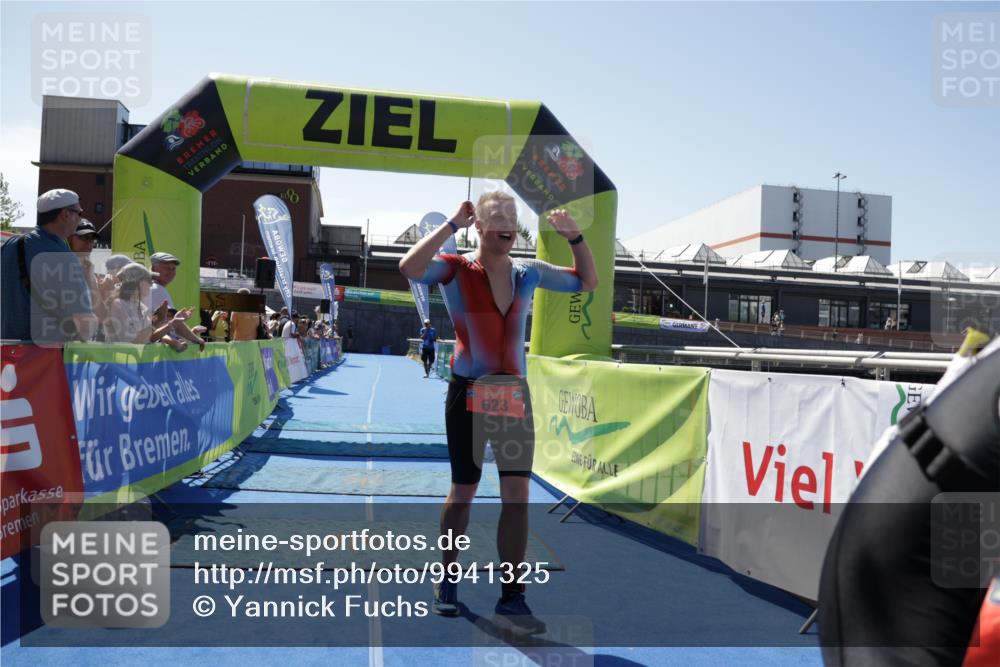 09.08.2026 - GEWOBA Citytriathlon Bremen Yannick Fuchs http://msf.ph/oto/9941325 09.08.2026 13:53:39 Ziel 623 meine-sportfotos.de