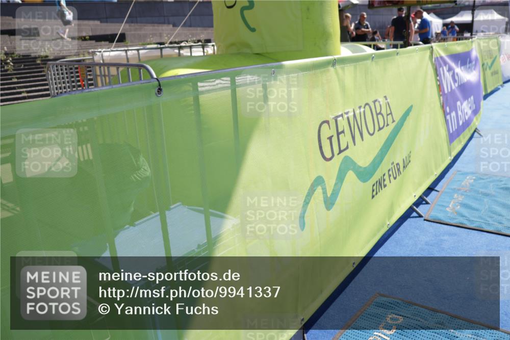 09.08.2026 - GEWOBA Citytriathlon Bremen Yannick Fuchs http://msf.ph/oto/9941337 09.08.2026 15:55:10 Ziel  meine-sportfotos.de
