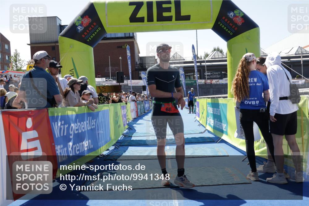 09.08.2026 - GEWOBA Citytriathlon Bremen Yannick Fuchs http://msf.ph/oto/9941348 09.08.2026 13:54:27 Ziel 687 meine-sportfotos.de