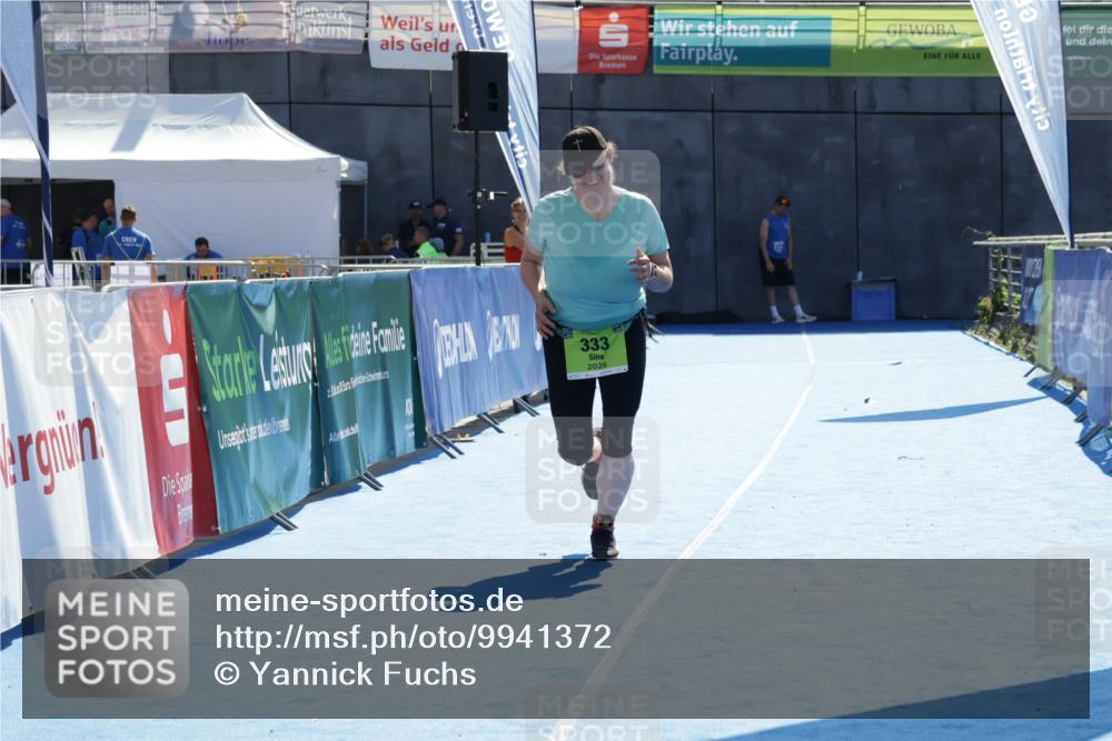 09.08.2026 - GEWOBA Citytriathlon Bremen Yannick Fuchs http://msf.ph/oto/9941372 09.08.2026 15:56:42 Ziel 333 meine-sportfotos.de