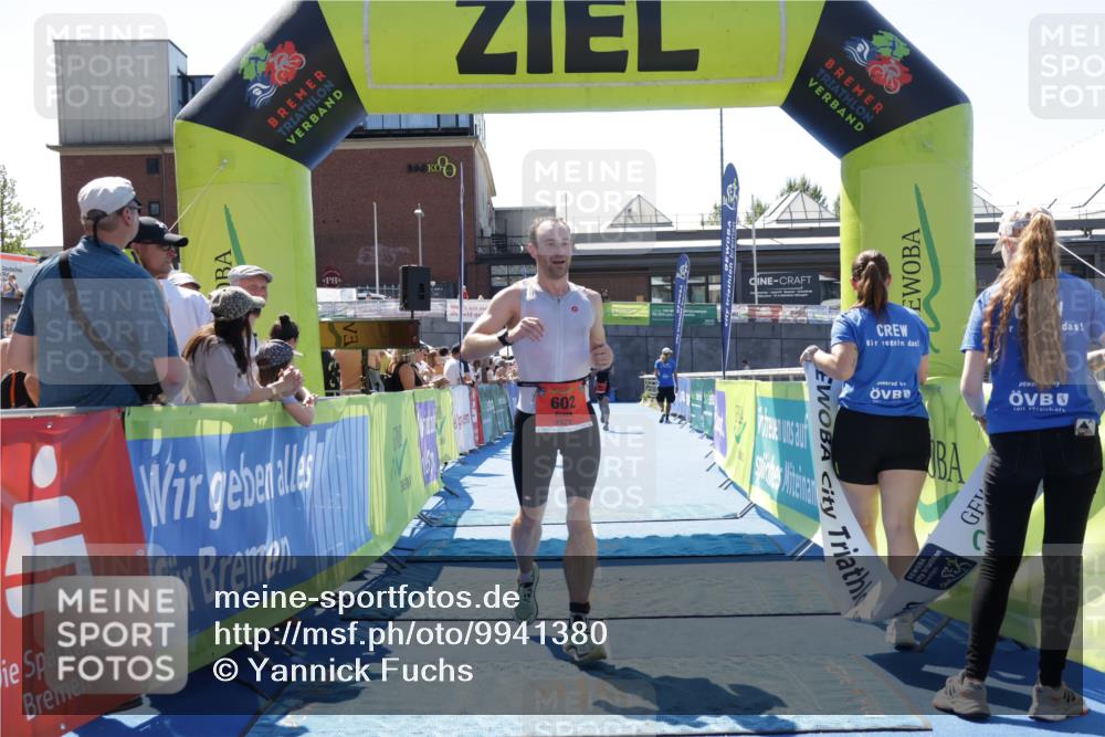 09.08.2026 - GEWOBA Citytriathlon Bremen Yannick Fuchs http://msf.ph/oto/9941380 09.08.2026 13:54:50 Ziel 602, 620, 667 meine-sportfotos.de