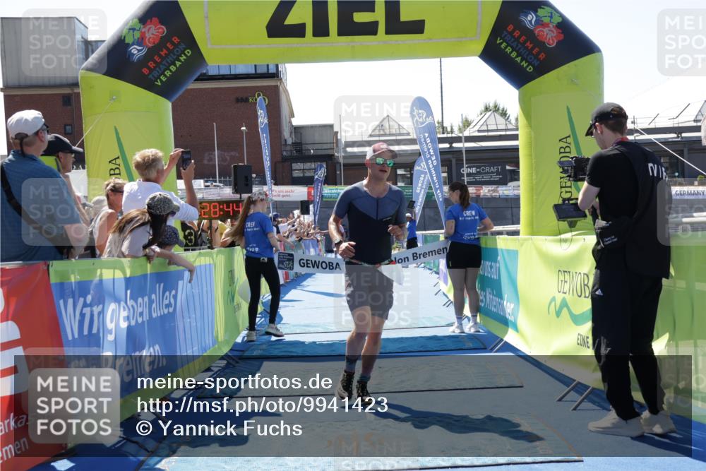 09.08.2026 - GEWOBA Citytriathlon Bremen Yannick Fuchs http://msf.ph/oto/9941423 09.08.2026 13:55:07 Ziel 705, 1004, 1004 meine-sportfotos.de
