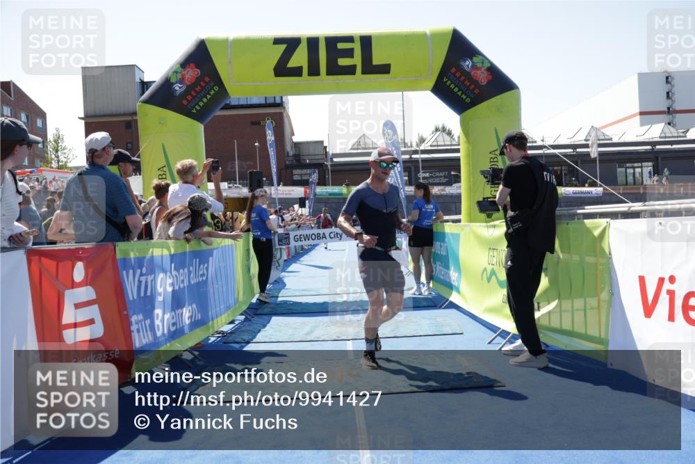 09.08.2026 - GEWOBA Citytriathlon Bremen Yannick Fuchs http://msf.ph/oto/9941427 09.08.2026 13:55:07 Ziel 705, 1004, 1004 meine-sportfotos.de