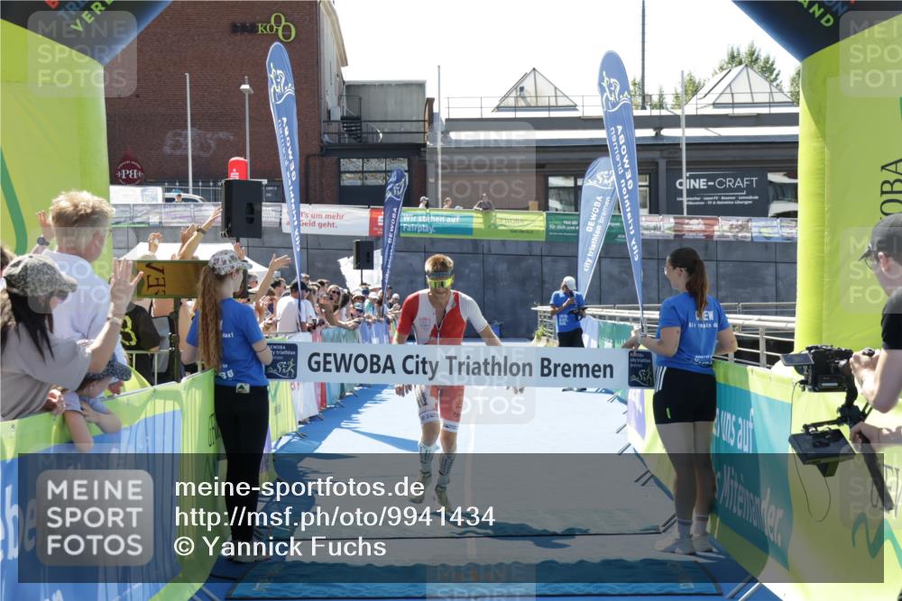 09.08.2026 - GEWOBA Citytriathlon Bremen Yannick Fuchs http://msf.ph/oto/9941434 09.08.2026 13:55:11 Ziel 1004, 1004 meine-sportfotos.de