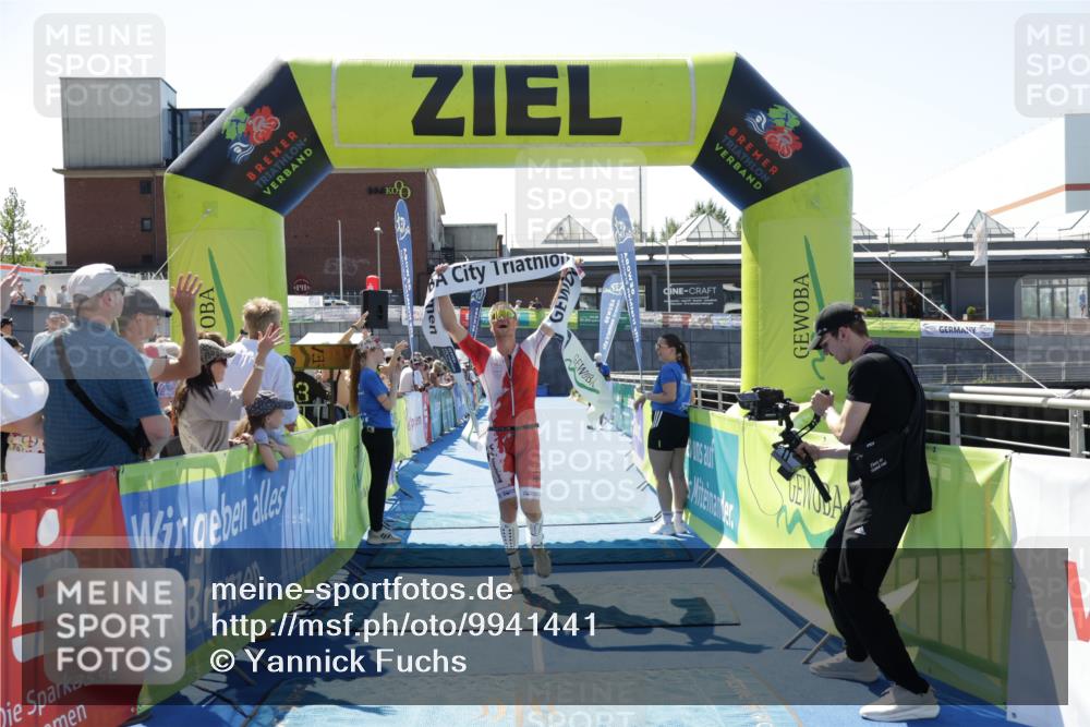 09.08.2026 - GEWOBA Citytriathlon Bremen Yannick Fuchs http://msf.ph/oto/9941441 09.08.2026 13:55:12 Ziel 769, 1004, 1004 meine-sportfotos.de