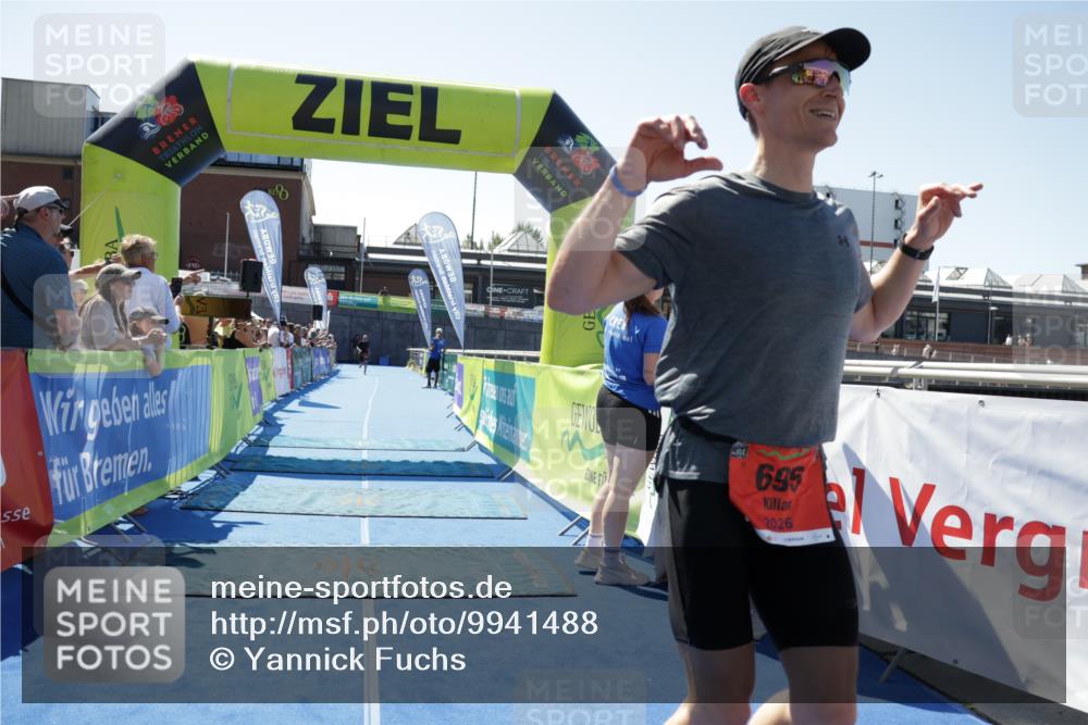 09.08.2026 - GEWOBA Citytriathlon Bremen Yannick Fuchs http://msf.ph/oto/9941488 09.08.2026 13:56:12 Ziel 541, 695 meine-sportfotos.de