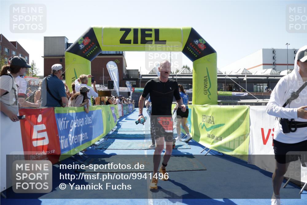 09.08.2026 - GEWOBA Citytriathlon Bremen Yannick Fuchs http://msf.ph/oto/9941496 09.08.2026 13:56:21 Ziel 858 meine-sportfotos.de