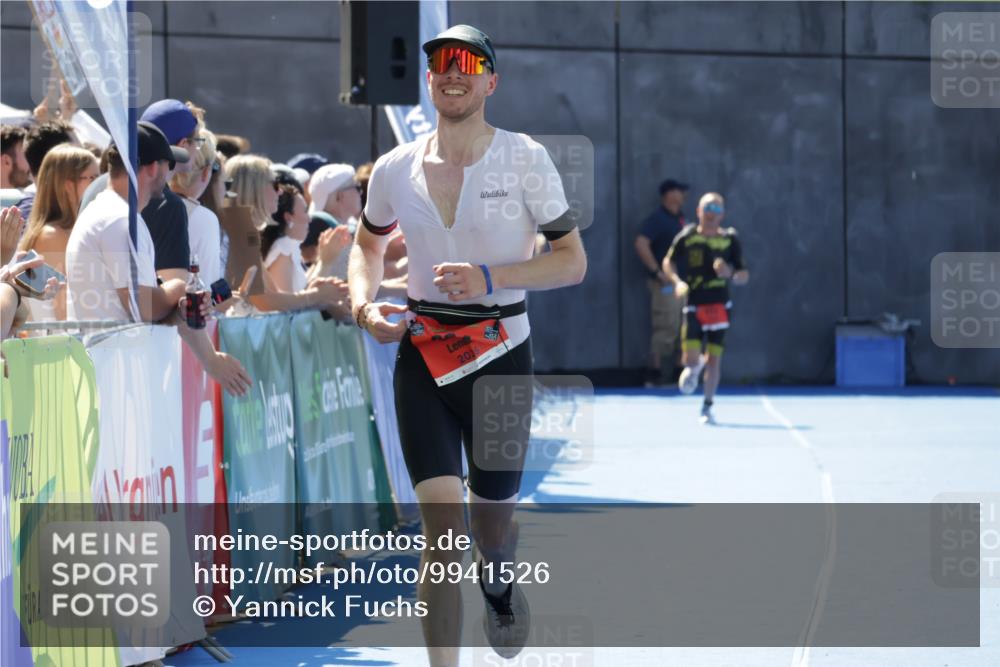09.08.2026 - GEWOBA Citytriathlon Bremen Yannick Fuchs http://msf.ph/oto/9941526 09.08.2026 13:57:17 Ziel 664 meine-sportfotos.de