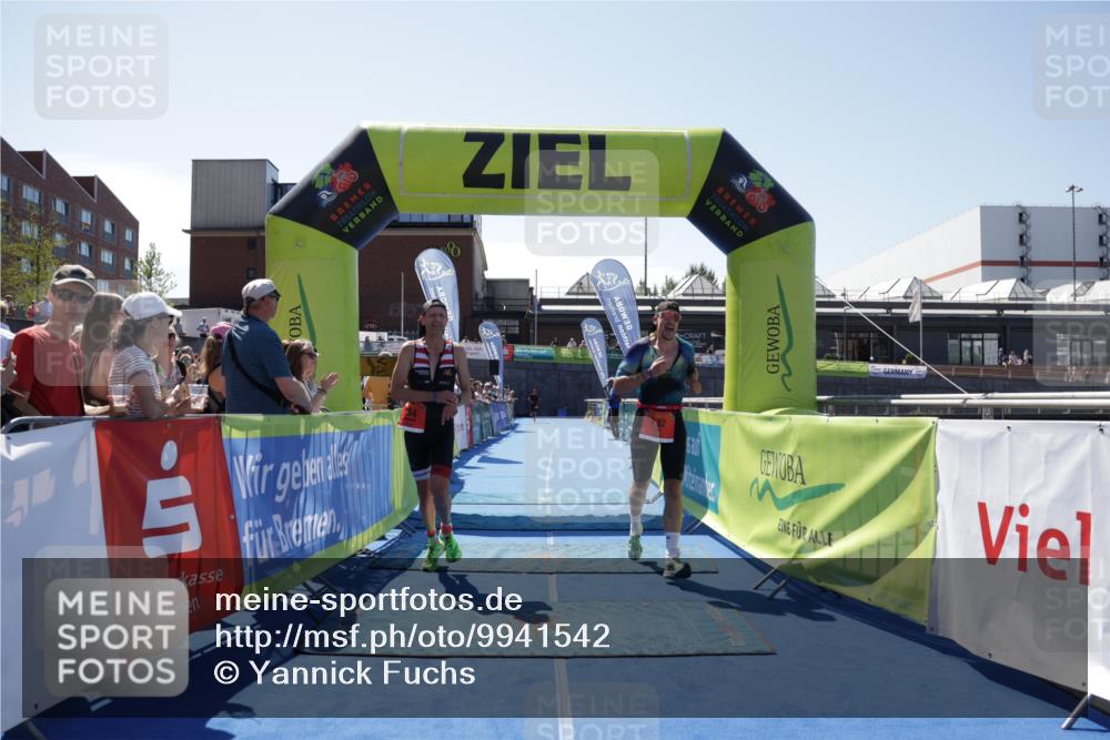 09.08.2026 - GEWOBA Citytriathlon Bremen Yannick Fuchs http://msf.ph/oto/9941542 09.08.2026 13:57:46 Ziel 732, 854 meine-sportfotos.de