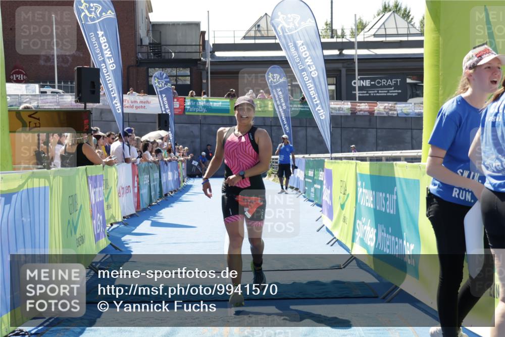 09.08.2026 - GEWOBA Citytriathlon Bremen Yannick Fuchs http://msf.ph/oto/9941570 09.08.2026 13:58:44 Ziel 586, 952 meine-sportfotos.de
