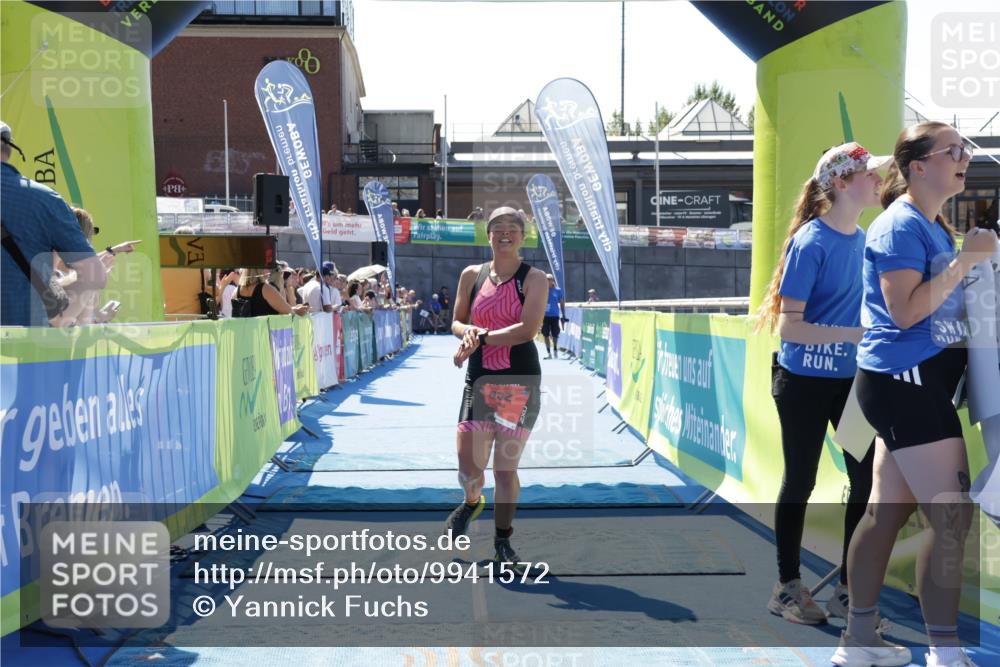 09.08.2026 - GEWOBA Citytriathlon Bremen Yannick Fuchs http://msf.ph/oto/9941572 09.08.2026 13:58:45 Ziel 586, 952 meine-sportfotos.de